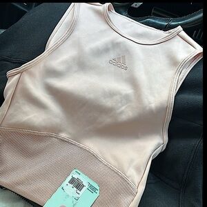 Adidas shirt 💕     crop top / 
fitness shirt , or casual.  
brand new with tags💗